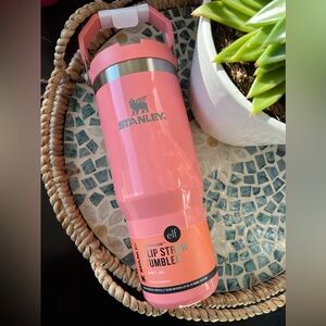 Stanley CORAL FIXATION 30oz flip top tumbler E.l.f. Collab